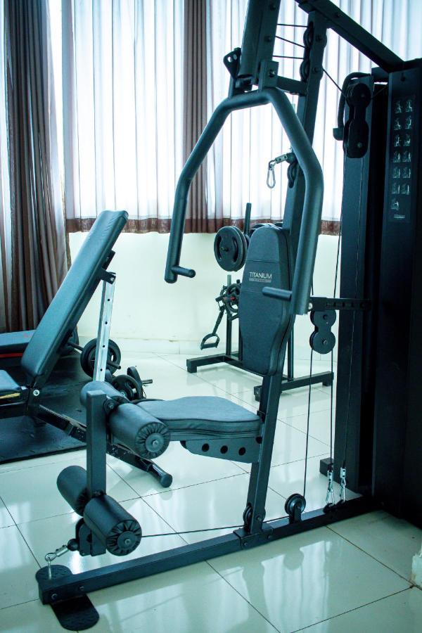 Hotel H2 Congonhas المظهر الخارجي الصورة Leg press machine